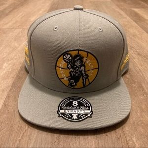 Mitchell & Ness Men's Hat Boston Celtics 1986 NBA Finals Gray Fitted Cap Size 8